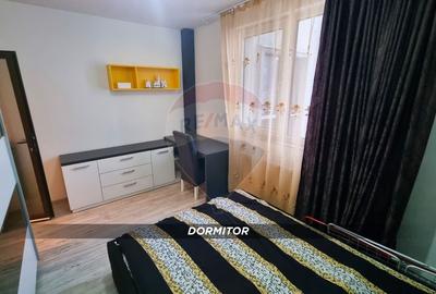 Apartament 3 camere de închiriat bloc nou lift în zona ultra Central - 12