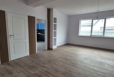 Casă cu 4 camere cu Teren 417 Mp în Domnești - 4