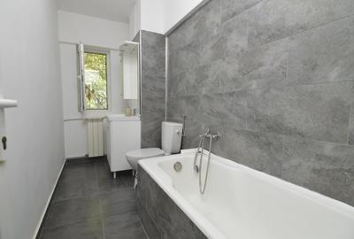 VANZARE APARTAMENT 2 CAMERE BULEVARDUL DECEBAL - PIATA ALBA IULIA - 13