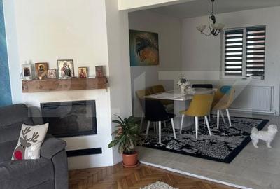 Casă cu 4 camere cu Teren 500 Mp în Central - 1