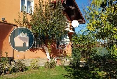 Camin cald si primitor intr-o oaza de verdeata in Cornetu - 7