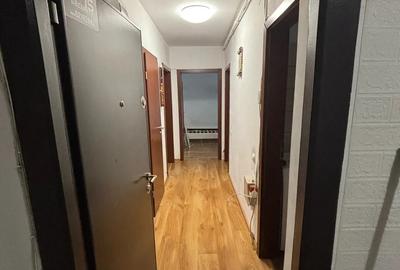 Apartament 2 camere in OM , Hunedoara - 4
