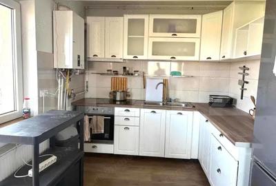 Apartament cu 3 camere semidecomandat în Zorilor - 3