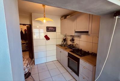 Apartament cu 3 camere decomandat în Apusului - 7