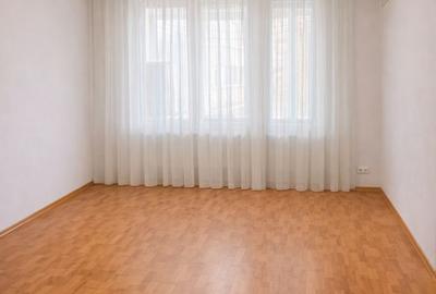 Apartament cu 3 camere în Dristor - 1