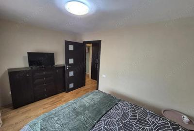 Vanzare apartament 2 camere transformat in 3, etaj 1, strada Comuna din Paris - 3