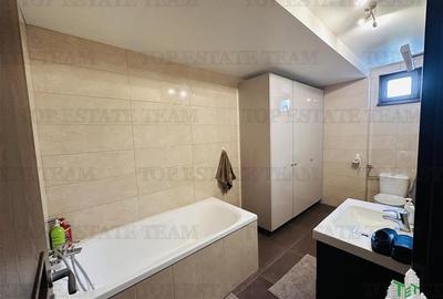 SUPER PROPRIETATE, vila individuala 300 mp construiti, 523 mp teren imprejmuit, - 12