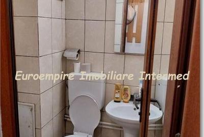 Apartament de vanzare cu 3 camere zona Tomis Nord - 3