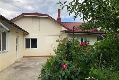 Dancu - la strada, locuinta pe parter, 1000mp teren, pretabila locuit / birouri - 2