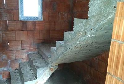 Casă cu 3 camere în Zorile - 11