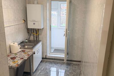 Apartament cu 2 camere decomandat în Astra - 4