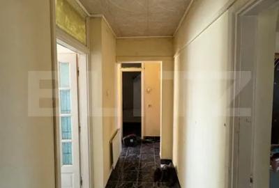 Apartament cu 2 camere decomandat în Teiu - 1