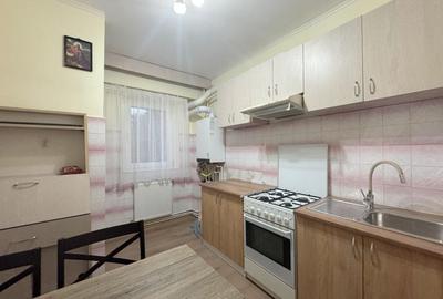 Apartament cu 3 camere pentru inchiriat-Complexul Studentesc - 2