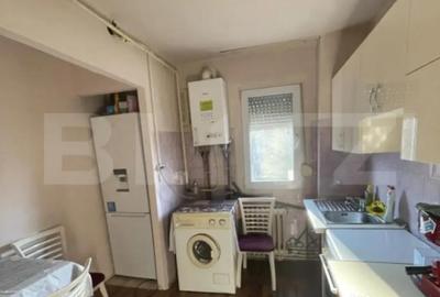 Apartament cu 3 camere semidecomandat în Tipografilor