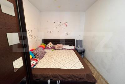 Apartament de 3 camere, semidecomandat, zona Tatarasi