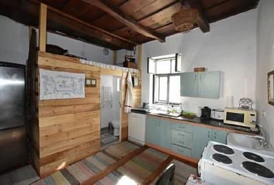 Casă cu 6 camere cu Teren 453 Mp în Mădăras - 3