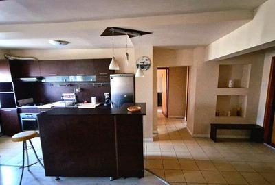 Vand apartament 3 camere cu loc parcare Uverturii - 1