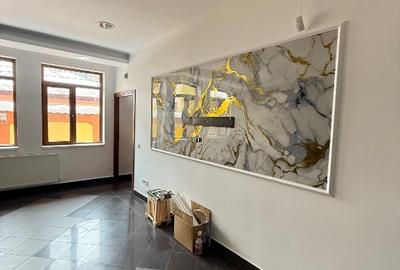 Apartament cu 3 camere semidecomandat în Apărătorii Patriei - 2