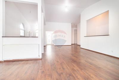 Casă cu 5 camere cu Teren 550 Mp în Tâncăbești - 8