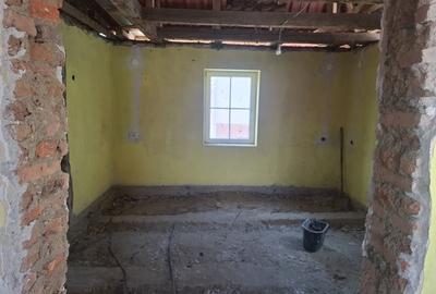 Casă cu 4 camere în Gârbova - 12