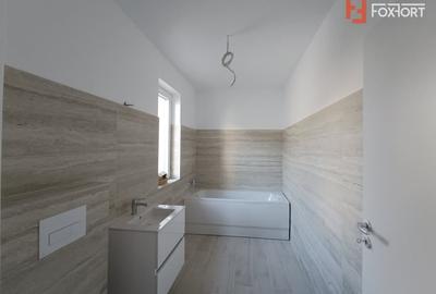 Duplex cu 4 camere cu Canalizare în Chișoda - 2