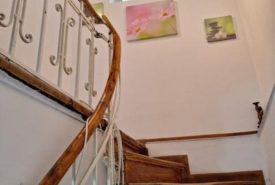 Vila fara risc seismic,renovata,izolata ext,P+1+pod inalt,9 camere,4 bai,pivnita - 45
