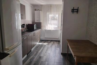 Apartament cu 2 camere decomandat în Central - 3
