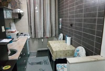 Apartament cu 3 camere semidecomandat, mobilat în Teiul Doamnei - 6