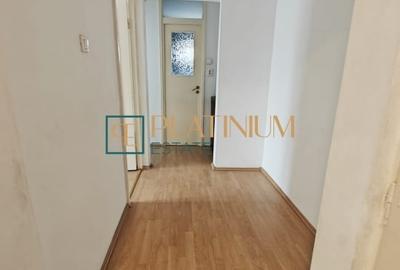 Apartament cu 3 camere decomandat în Torontalului - 9