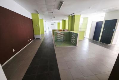 Spațiu comercial, de 828 mp, în 1 Mai - 15