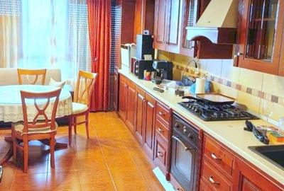 Apartament de vânzare - 4 camere, Strada Tecuci, Bloc Vega - 16