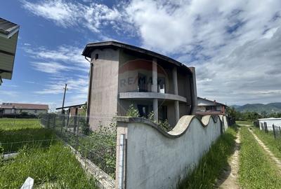 Casa de vanzare strada Vrancei proiect deosebit.