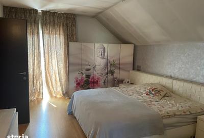 Casă cu 4 camere cu Teren 400 Mp în Central