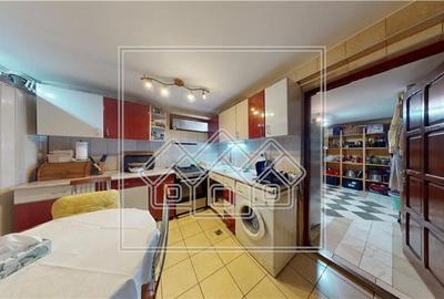 Casă individuală cu 7 camere cu Teren 475 Mp în Ștrand - 15