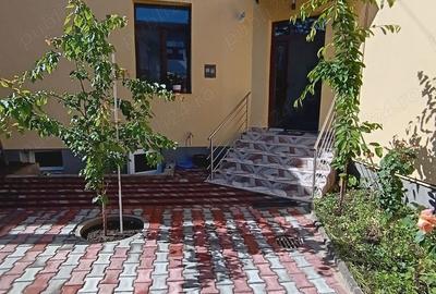 Casă cu 4 camere în Central - 5