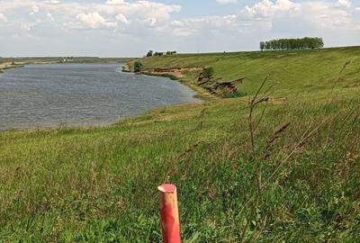 Teren de 1800 mp, în Central - 3