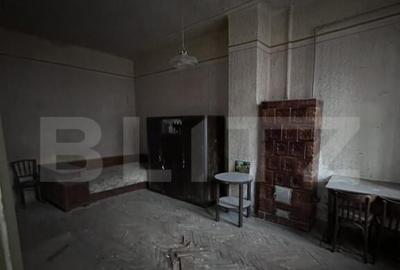 Casa zona centrala Dej,curte comuna, 31mp - 10