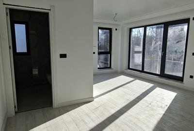 Apartament cu o camera, decomandat,41 mp, gradina 104 mp, centru/Palas/Iulius - 11