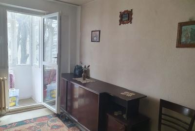 Apartament cu 2 camere semidecomandat în Berceni - 2