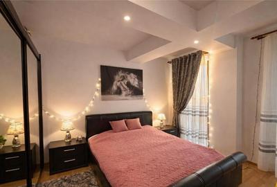 Central, LUX Class - 4