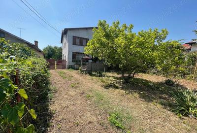 Vand Casa de 250 mp in Valea Voievozilor, S+P+1, teren 1100 mp - 1