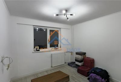 Apartament cu 2 camere decomandat în Titan - 3