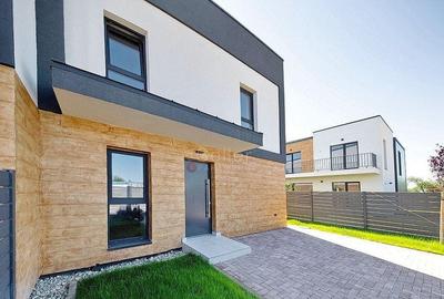 Casă cu 4 camere cu Canalizare în Ghimbav Livadă - 3