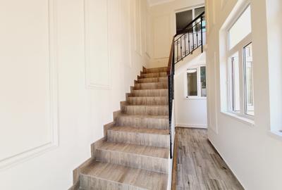 Casă Recent Renovată zona Siderurgiștilor Confort și Calitate la Cheie! - 2