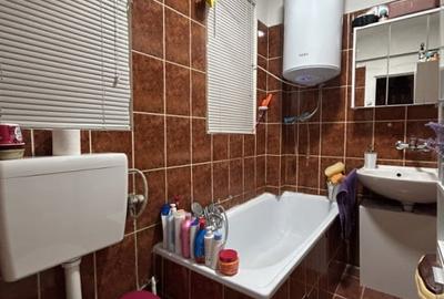 Apartament 2 camere, decomandat, 59mp utili, zona Sinaia - 9