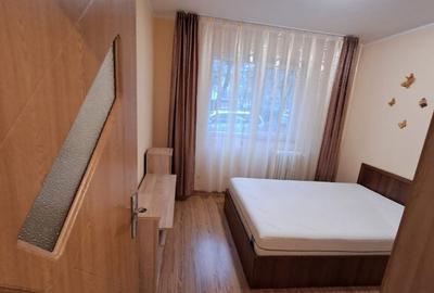 Vant apartament 2 camere Scoala 7 Botosani - 5