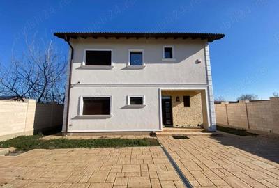 Casă cu 5 camere în Săcălaz - 2