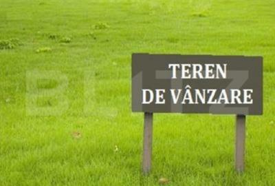 Teren de 3000 mp, în Periferie