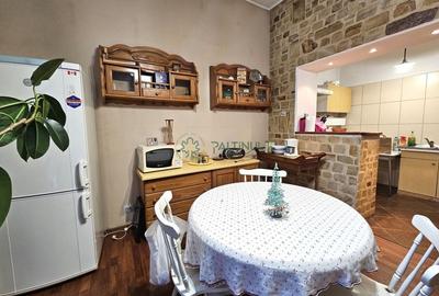 Apartament 3 camere de vânzare - Xenopol, Piata Mare, Sibiu Apartament 3 camere de vânzare - Xenopol, Piata Mare, Sibiu - 3