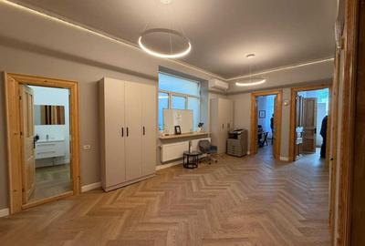 Apartament cu 4 camere semidecomandat în Peninsula - 2